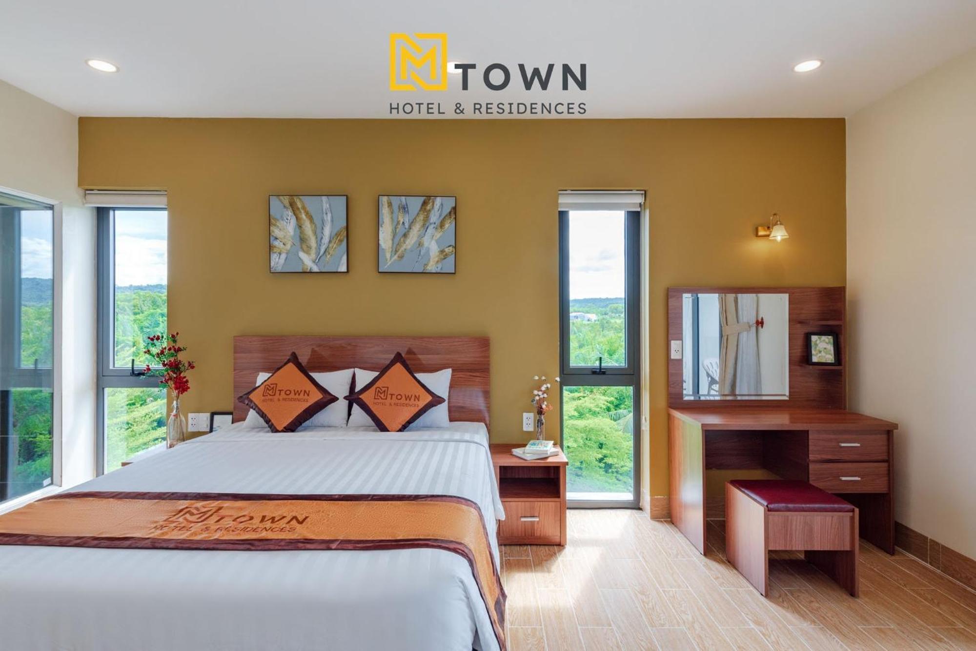 Luxy Park Hotel & Apartments - Mtown Phú Quốc Exterior foto